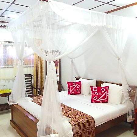 Sahana Sri Villa Bentota Exterior photo