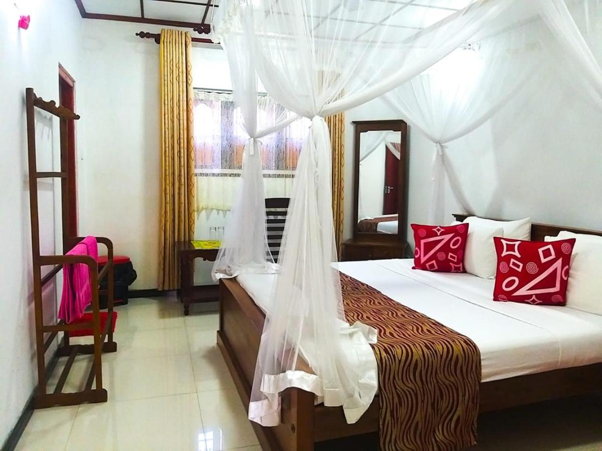 Sahana Sri Villa Bentota Exterior photo