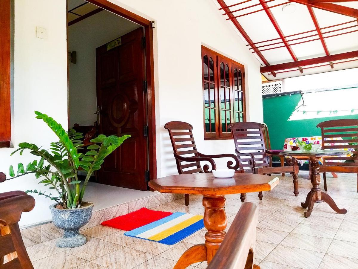 Sahana Sri Villa Bentota Exterior photo